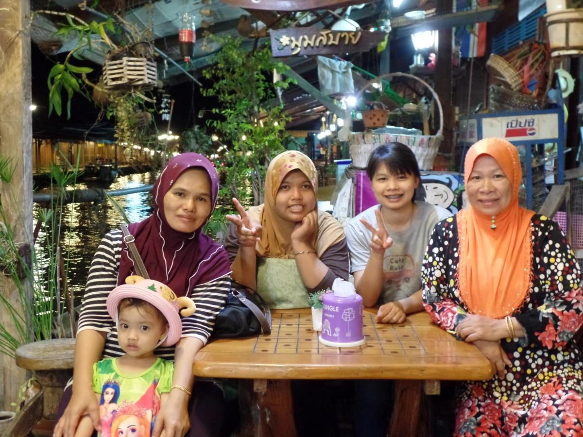 Ban Mae Arom Apartment Amphawa Exterior foto