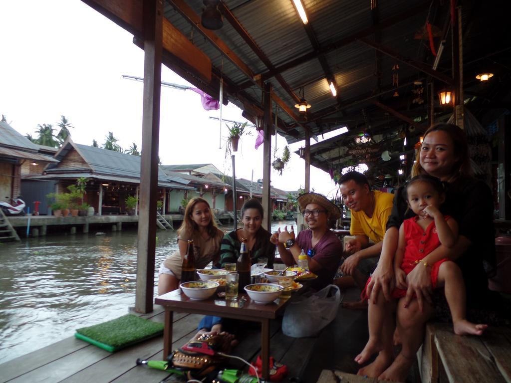 Ban Mae Arom Apartment Amphawa Exterior foto