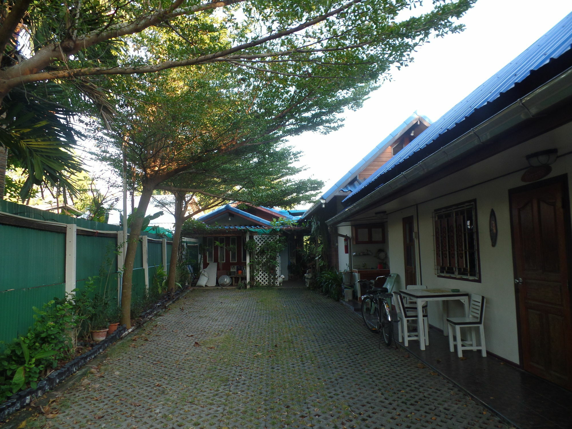 Ban Mae Arom Apartment Amphawa Exterior foto