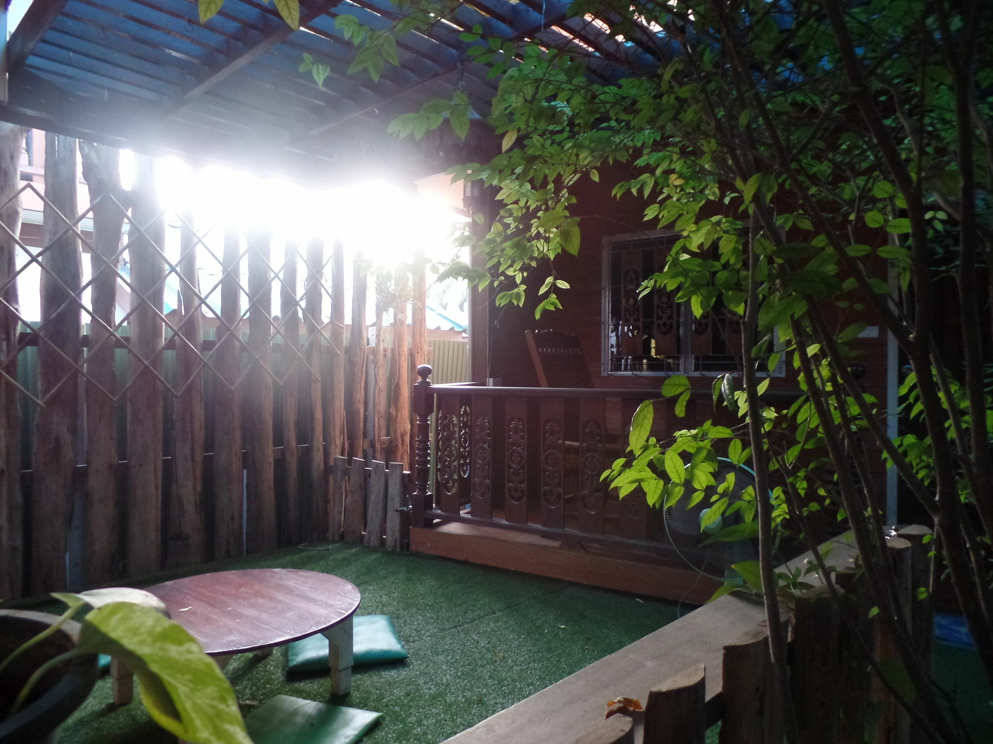Ban Mae Arom Apartment Amphawa Exterior foto
